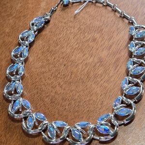 Iridescent Blue Crystal Link Chocker Type Necklace - Women Jewelry